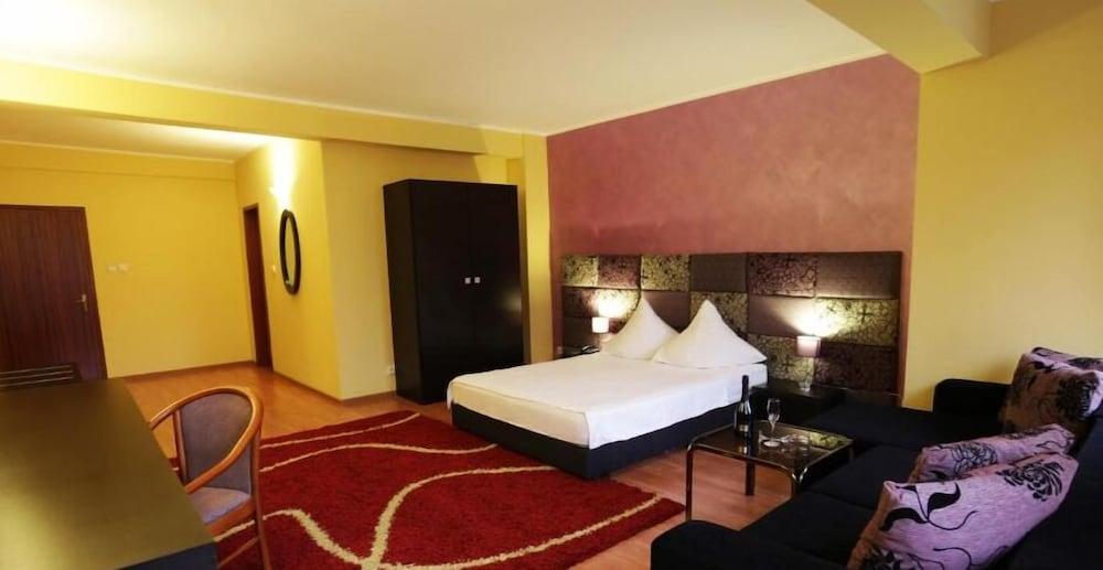 Hotel Perla Timișoara Zewnętrze zdjęcie