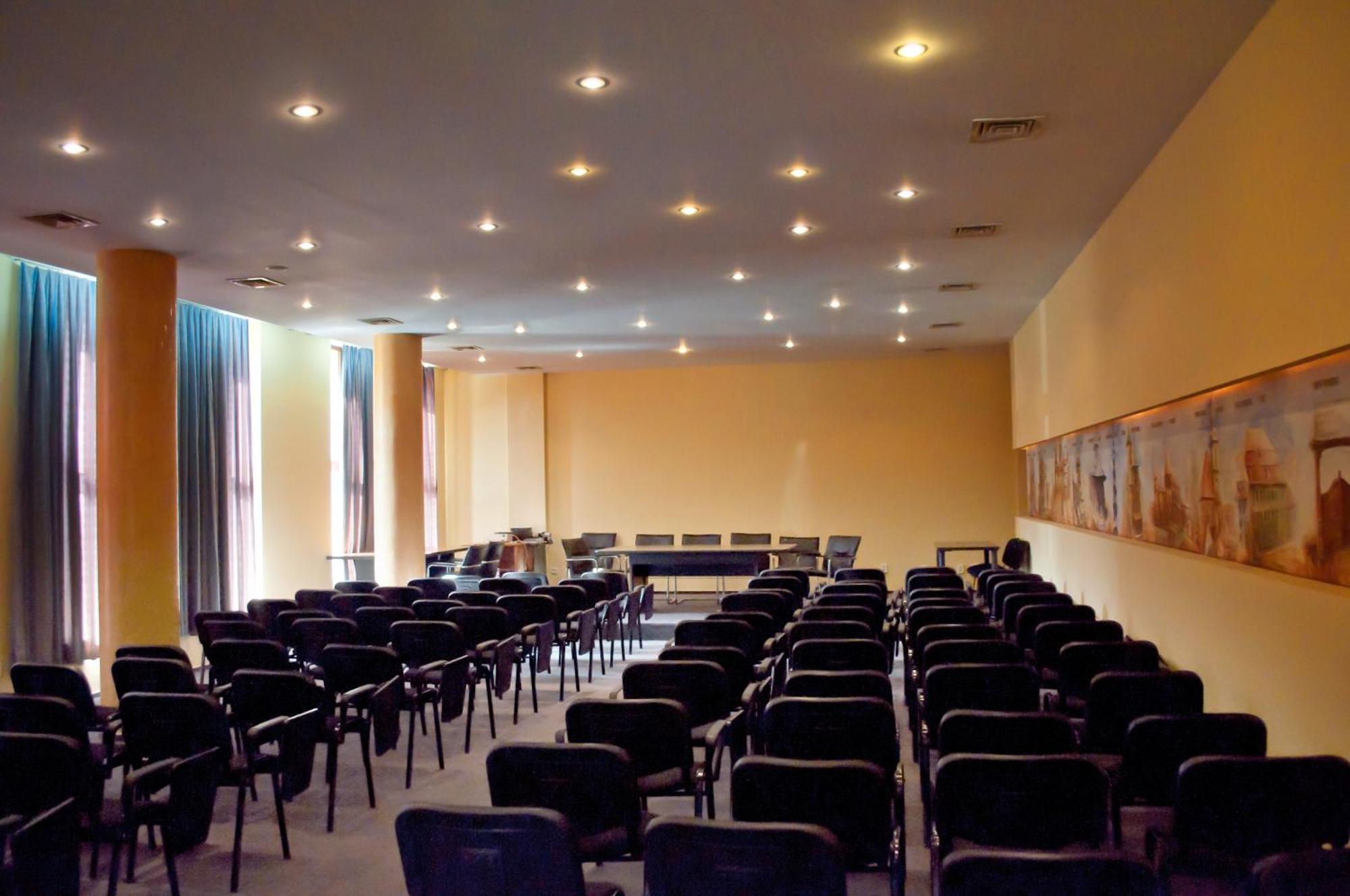 Hotel Perla Timișoara Zaplecze biznesowe zdjęcie