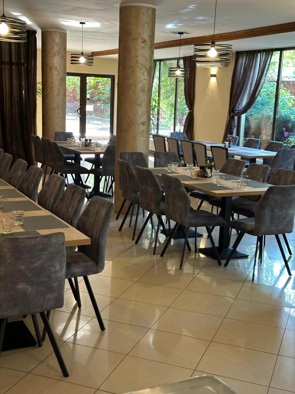 Hotel Perla Timișoara Zewnętrze zdjęcie