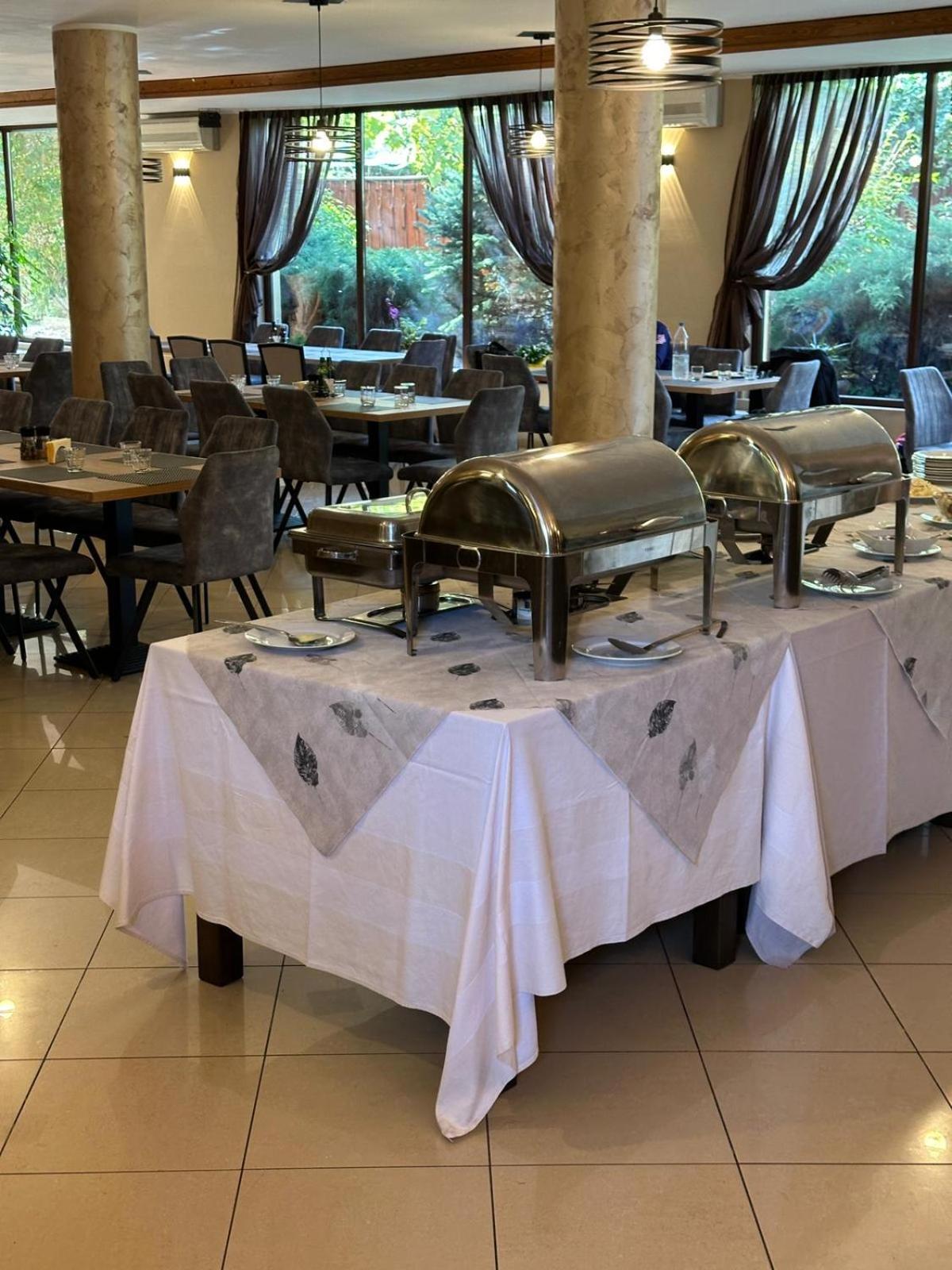 Hotel Perla Timișoara Zewnętrze zdjęcie